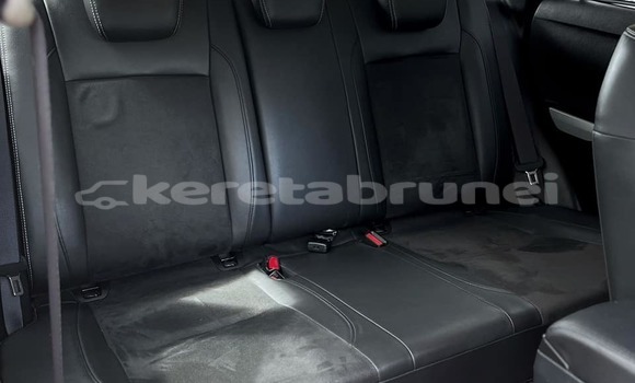 Buy Used Suzuki Vitara White Car in Bandar Seri Begawan in Brunei-Muara Buy Used Suzuki Vitara White Car in Bandar Seri Begawan in Brunei-Muara