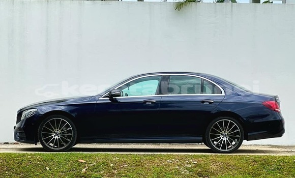 Buy Used Mercedes-Benz E–Class Black Car in Bandar Seri Begawan in Brunei-Muara Buy Used Mercedes-Benz E–Class Black Car in Bandar Seri Begawan in Brunei-Muara