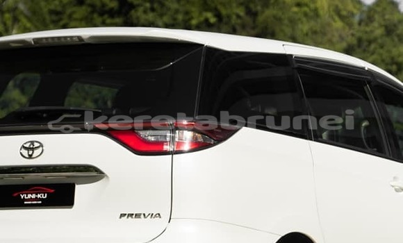 Buy Used Toyota Previa White Car in Bandar Seri Begawan in Brunei-Muara Buy Used Toyota Previa White Car in Bandar Seri Begawan in Brunei-Muara