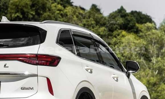 Buy Used Haval H6 White Car in Bandar Seri Begawan in Brunei-Muara Buy Used Haval H6 White Car in Bandar Seri Begawan in Brunei-Muara