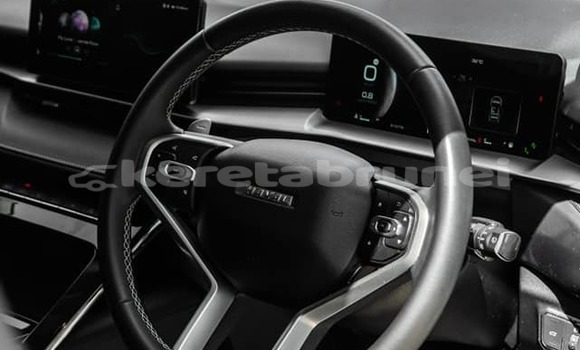 Buy Used Haval H6 White Car in Bandar Seri Begawan in Brunei-Muara Buy Used Haval H6 White Car in Bandar Seri Begawan in Brunei-Muara