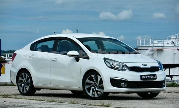 Buy Used Kia Rio White Car in Bandar Seri Begawan in Brunei-Muara Buy Used Kia Rio White Car in Bandar Seri Begawan in Brunei-Muara