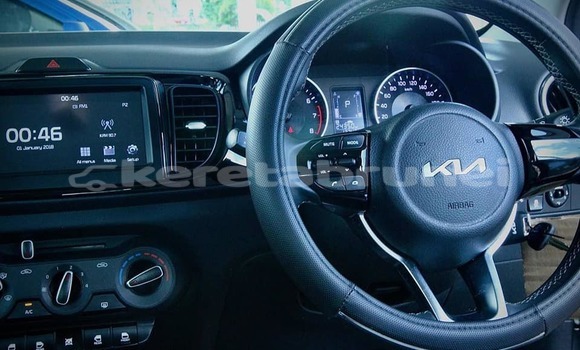 Buy Used Kia Cee'd Blue Car in Bandar Seri Begawan in Brunei-Muara Buy Used Kia Cee'd Blue Car in Bandar Seri Begawan in Brunei-Muara