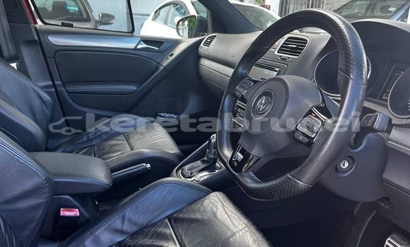 Buy Used Volkswagen Golf Red Car in Bandar Seri Begawan in Brunei-Muara Buy Used Volkswagen Golf Red Car in Bandar Seri Begawan in Brunei-Muara