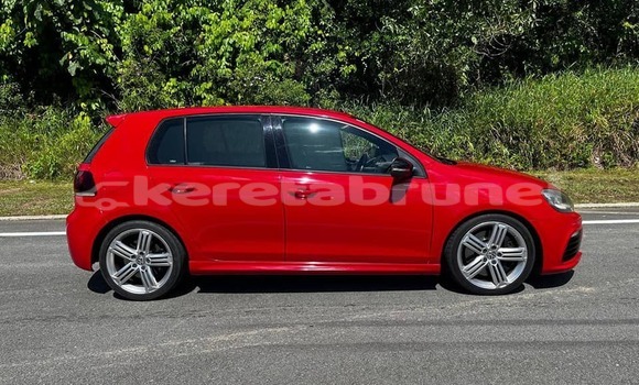 Buy Used Volkswagen Golf Red Car in Bandar Seri Begawan in Brunei-Muara Buy Used Volkswagen Golf Red Car in Bandar Seri Begawan in Brunei-Muara