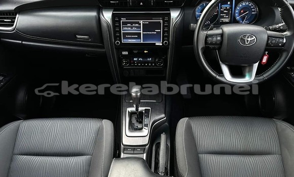 Buy Used Toyota Fortuner Black Car in Bandar Seri Begawan in Brunei-Muara Buy Used Toyota Fortuner Black Car in Bandar Seri Begawan in Brunei-Muara