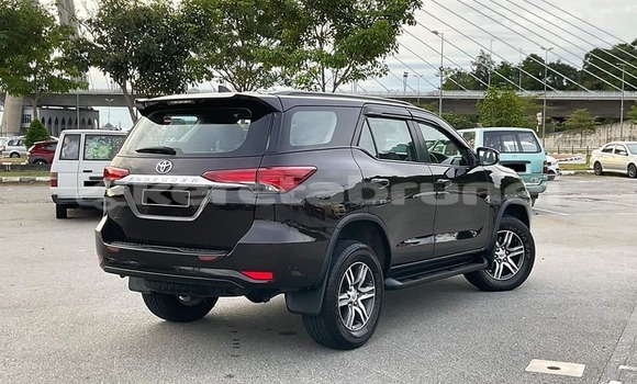 Buy Used Toyota Fortuner Black Car in Bandar Seri Begawan in Brunei-Muara Buy Used Toyota Fortuner Black Car in Bandar Seri Begawan in Brunei-Muara
