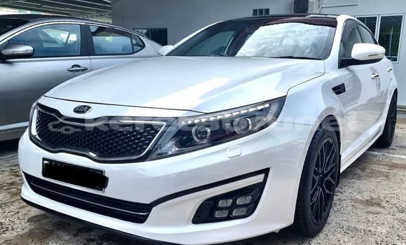 Buy Used Kia Optima White Car in Bandar Seri Begawan in Brunei-Muara Buy Used Kia Optima White Car in Bandar Seri Begawan in Brunei-Muara