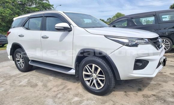 Buy Used Toyota Fortuner White Car in Bandar Seri Begawan in Brunei-Muara Buy Used Toyota Fortuner White Car in Bandar Seri Begawan in Brunei-Muara