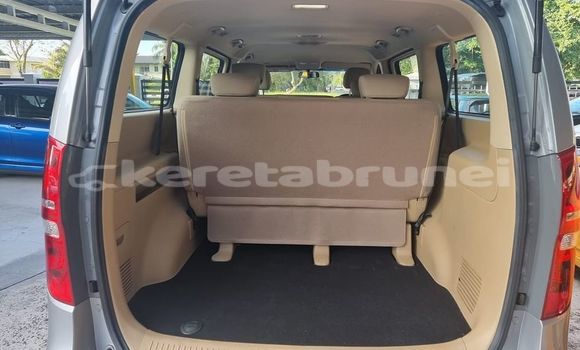 Buy Used Hyundai H1 Other Car in Bandar Seri Begawan in Brunei-Muara Buy Used Hyundai H1 Other Car in Bandar Seri Begawan in Brunei-Muara