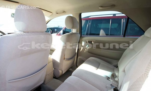 Buy Import Toyota Fortuner White Car in Import - Dubai in Belait Buy Import Toyota Fortuner White Car in Import - Dubai in Belait