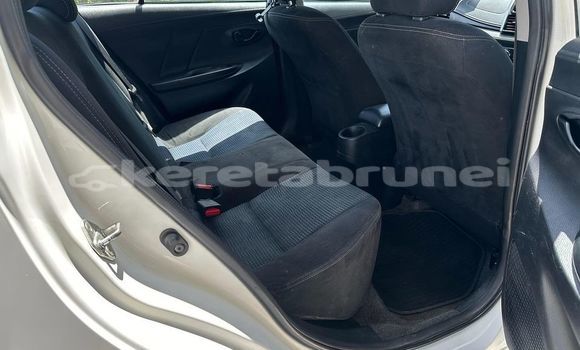 Buy Used Toyota Vios White Car in Bandar Seri Begawan in Brunei-Muara Buy Used Toyota Vios White Car in Bandar Seri Begawan in Brunei-Muara