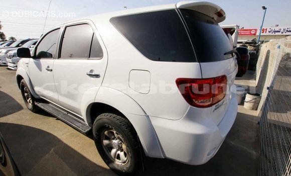 Buy Import Toyota Fortuner White Car in Import - Dubai in Belait Buy Import Toyota Fortuner White Car in Import - Dubai in Belait