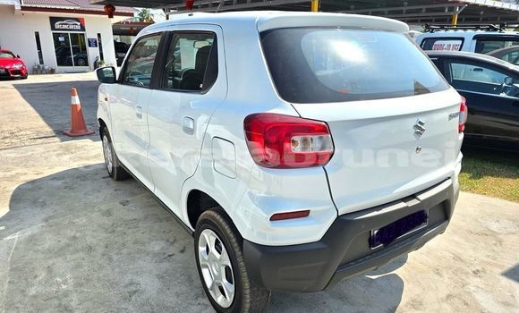 Buy Used Suzuki Spacia White Car in Bandar Seri Begawan in Brunei-Muara Buy Used Suzuki Spacia White Car in Bandar Seri Begawan in Brunei-Muara