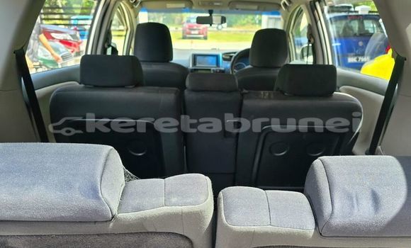Buy Used Toyota Wish White Car in Bandar Seri Begawan in Brunei-Muara Buy Used Toyota Wish White Car in Bandar Seri Begawan in Brunei-Muara