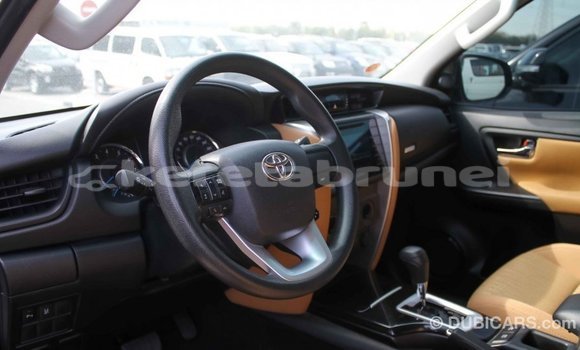 Buy Import Toyota Fortuner White Car in Import - Dubai in Belait Buy Import Toyota Fortuner White Car in Import - Dubai in Belait