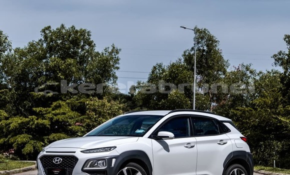Buy Used Hyundai Kona White Car in Bandar Seri Begawan in Brunei-Muara Buy Used Hyundai Kona White Car in Bandar Seri Begawan in Brunei-Muara