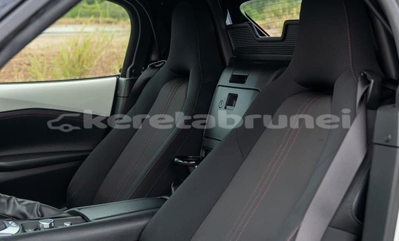 Buy Used Mazda MX-5 White Car in Bandar Seri Begawan in Brunei-Muara Buy Used Mazda MX-5 White Car in Bandar Seri Begawan in Brunei-Muara