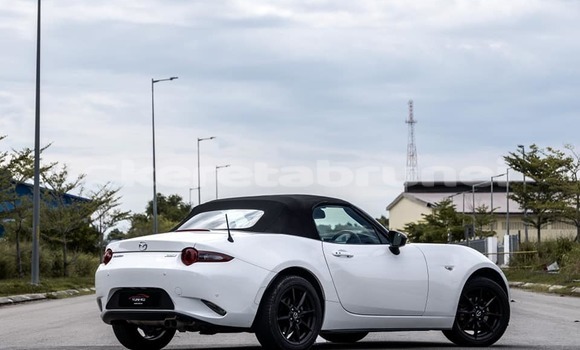Buy Used Mazda MX-5 White Car in Bandar Seri Begawan in Brunei-Muara Buy Used Mazda MX-5 White Car in Bandar Seri Begawan in Brunei-Muara