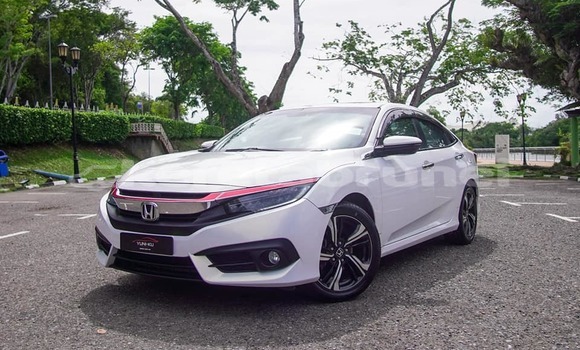 Buy Used Honda Civic White Car in Bandar Seri Begawan in Brunei-Muara Buy Used Honda Civic White Car in Bandar Seri Begawan in Brunei-Muara