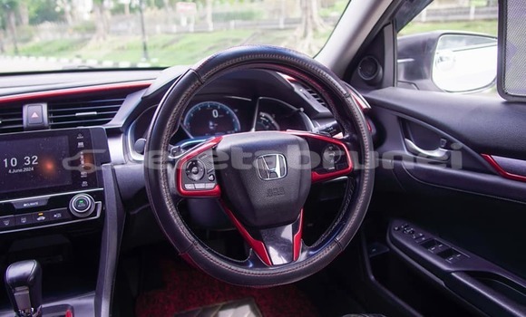 Buy Used Honda Civic White Car in Bandar Seri Begawan in Brunei-Muara Buy Used Honda Civic White Car in Bandar Seri Begawan in Brunei-Muara