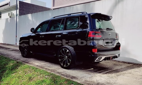 Buy Used Toyota Land Cruiser Black Car in Bandar Seri Begawan in Brunei-Muara Buy Used Toyota Land Cruiser Black Car in Bandar Seri Begawan in Brunei-Muara