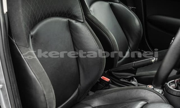 Buy Used Mini Cooper S clubman Blue Car in Bandar Seri Begawan in Brunei-Muara Buy Used Mini Cooper S clubman Blue Car in Bandar Seri Begawan in Brunei-Muara