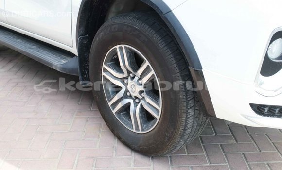 Buy Import Toyota Fortuner White Car in Import - Dubai in Belait Buy Import Toyota Fortuner White Car in Import - Dubai in Belait