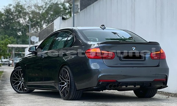 Buy Used BMW 3200 Other Car in Bandar Seri Begawan in Brunei-Muara Buy Used BMW 3200 Other Car in Bandar Seri Begawan in Brunei-Muara