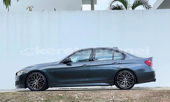 Buy Used BMW 3200 Other Car in Bandar Seri Begawan in Brunei-Muara Buy Used BMW 3200 Other Car in Bandar Seri Begawan in Brunei-Muara