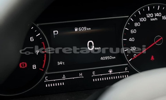 Buy Used Kia Sorento Black Car in Bandar Seri Begawan in Brunei-Muara Buy Used Kia Sorento Black Car in Bandar Seri Begawan in Brunei-Muara