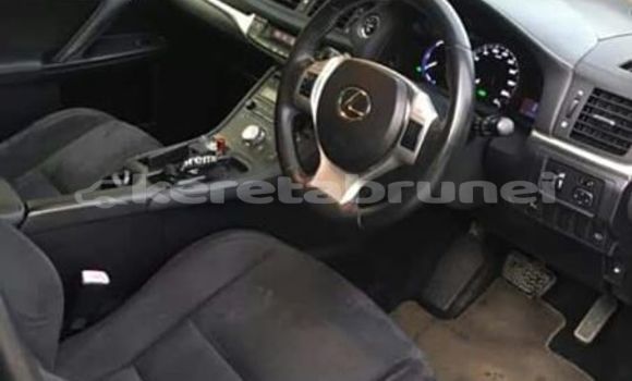Buy Used Lexus CT Brown Car in Bandar Seri Begawan in Brunei-Muara Buy Used Lexus CT Brown Car in Bandar Seri Begawan in Brunei-Muara