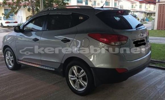 Buy Used Hyundai Tucson Other Car in Bandar Seri Begawan in Brunei-Muara Buy Used Hyundai Tucson Other Car in Bandar Seri Begawan in Brunei-Muara