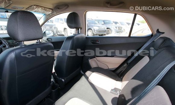 Buy Import Hyundai i10 White Car in Import - Dubai in Belait Buy Import Hyundai i10 White Car in Import - Dubai in Belait
