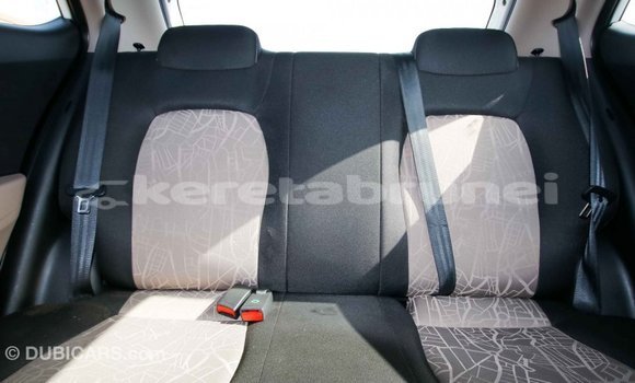 Buy Import Hyundai i10 White Car in Import - Dubai in Belait Buy Import Hyundai i10 White Car in Import - Dubai in Belait