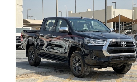 Buy Used Toyota Hilux White Car in Bandar Seri Begawan in Brunei-Muara Buy Used Toyota Hilux White Car in Bandar Seri Begawan in Brunei-Muara