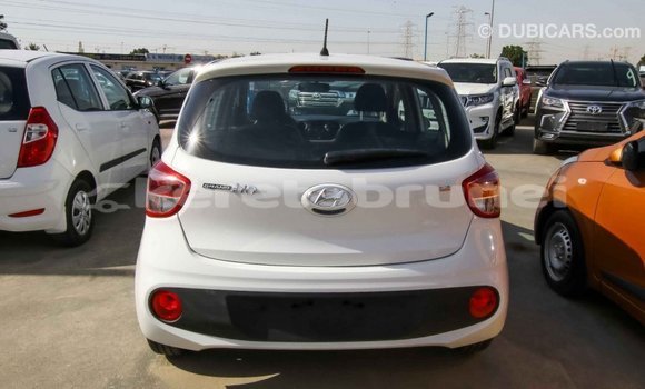 Buy Import Hyundai i10 White Car in Import - Dubai in Belait Buy Import Hyundai i10 White Car in Import - Dubai in Belait
