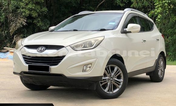 Buy Used Hyundai Tucson Other Car in Bandar Seri Begawan in Brunei-Muara Buy Used Hyundai Tucson Other Car in Bandar Seri Begawan in Brunei-Muara