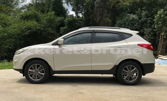 Buy Used Hyundai Tucson Other Car in Bandar Seri Begawan in Brunei-Muara Buy Used Hyundai Tucson Other Car in Bandar Seri Begawan in Brunei-Muara