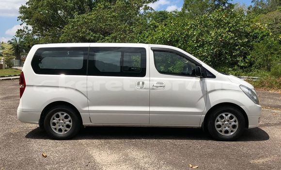Buy Used Hyundai H1 White Car in Bandar Seri Begawan in Brunei-Muara Buy Used Hyundai H1 White Car in Bandar Seri Begawan in Brunei-Muara
