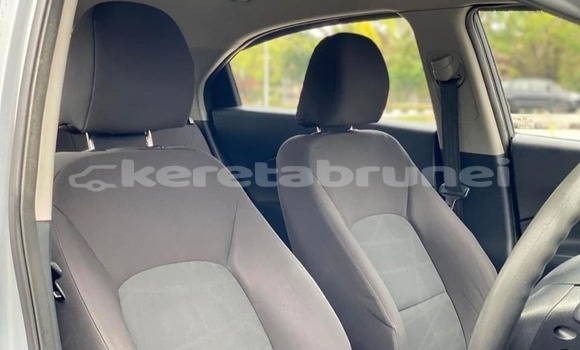 Buy Used Kia Rio Other Car in Bandar Seri Begawan in Brunei-Muara Buy Used Kia Rio Other Car in Bandar Seri Begawan in Brunei-Muara