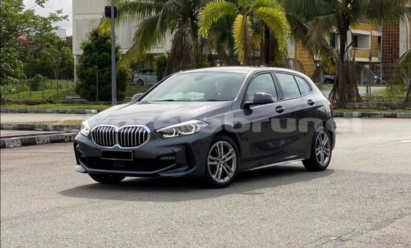Buy Used BMW 315 Black Car in Bandar Seri Begawan in Brunei-Muara Buy Used BMW 315 Black Car in Bandar Seri Begawan in Brunei-Muara