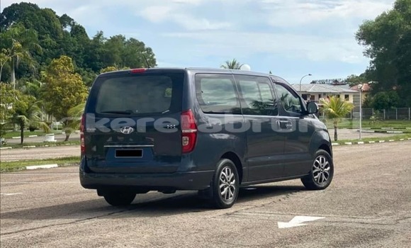 Buy Used Hyundai H1 Black Car in Bandar Seri Begawan in Brunei-Muara Buy Used Hyundai H1 Black Car in Bandar Seri Begawan in Brunei-Muara