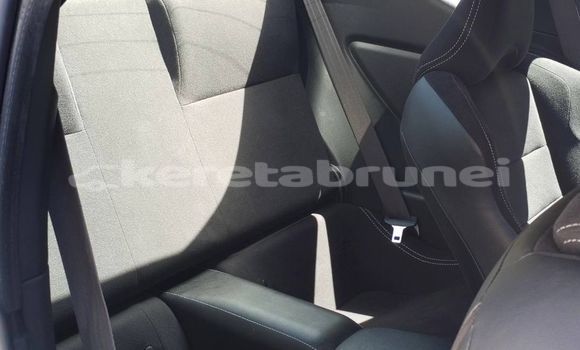 Buy Used Toyota FJ Cruiser Black Car in Bandar Seri Begawan in Brunei-Muara Buy Used Toyota FJ Cruiser Black Car in Bandar Seri Begawan in Brunei-Muara