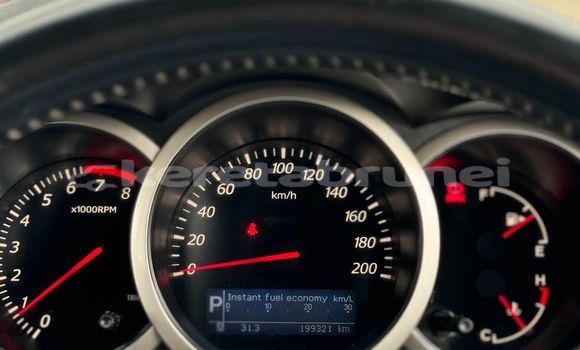 Buy Used Suzuki Vitara Red Car in Bandar Seri Begawan in Brunei-Muara Buy Used Suzuki Vitara Red Car in Bandar Seri Begawan in Brunei-Muara