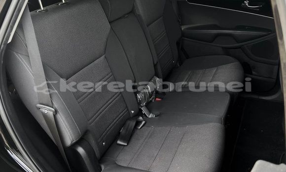 Buy Used Kia Sorento Other Car in Bandar Seri Begawan in Brunei-Muara Buy Used Kia Sorento Other Car in Bandar Seri Begawan in Brunei-Muara