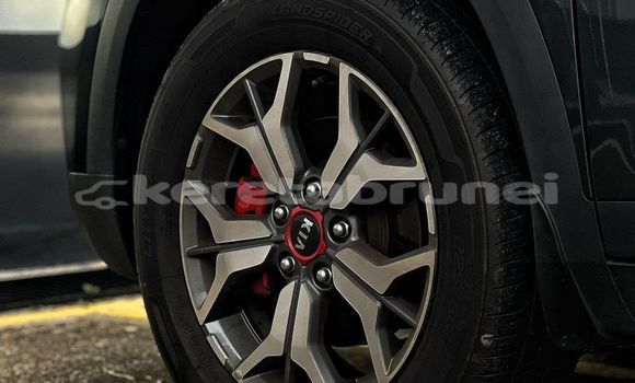 Buy Used Kia Sephia Other Car in Bandar Seri Begawan in Brunei-Muara Buy Used Kia Sephia Other Car in Bandar Seri Begawan in Brunei-Muara