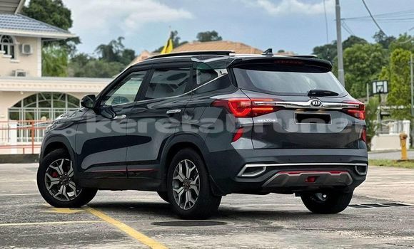 Buy Used Kia Sephia Other Car in Bandar Seri Begawan in Brunei-Muara Buy Used Kia Sephia Other Car in Bandar Seri Begawan in Brunei-Muara