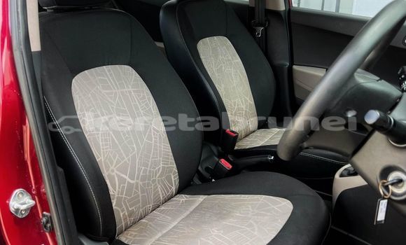 Buy Used Hyundai i10 Red Car in Bandar Seri Begawan in Brunei-Muara Buy Used Hyundai i10 Red Car in Bandar Seri Begawan in Brunei-Muara