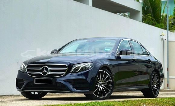 Buy Used Mercedes-Benz E–Class Black Car in Bandar Seri Begawan in Brunei-Muara Buy Used Mercedes-Benz E–Class Black Car in Bandar Seri Begawan in Brunei-Muara